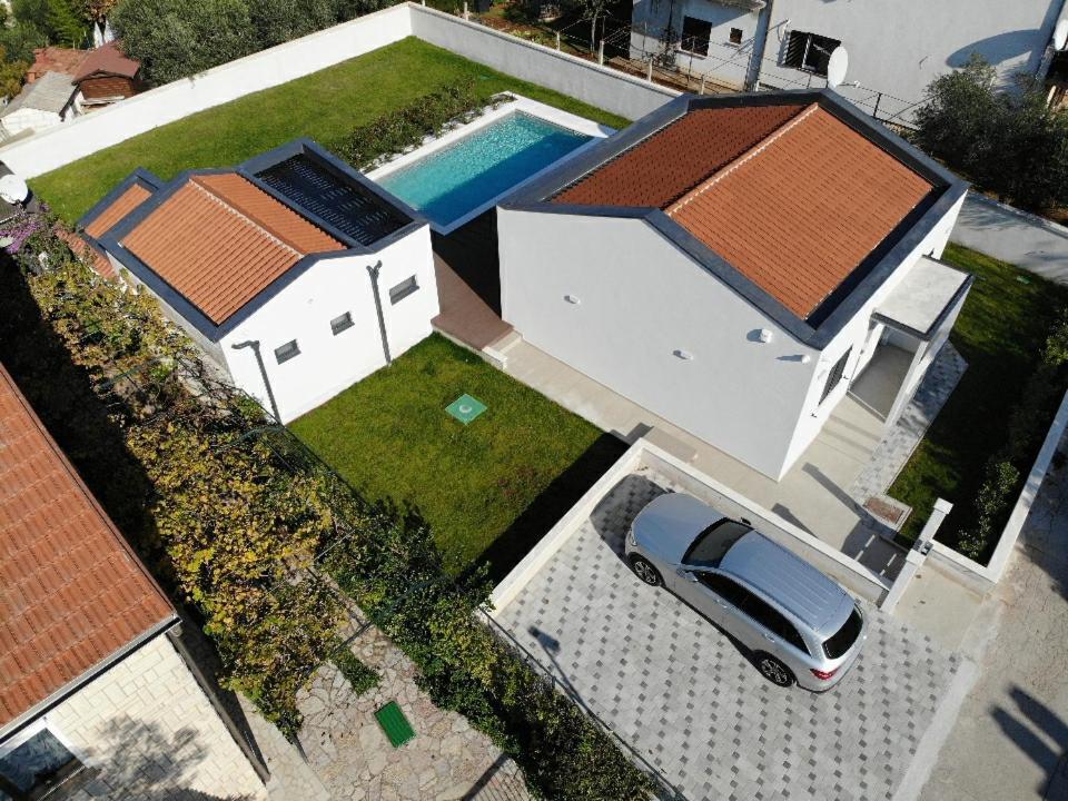 Villa Lana Valbandon エクステリア 写真