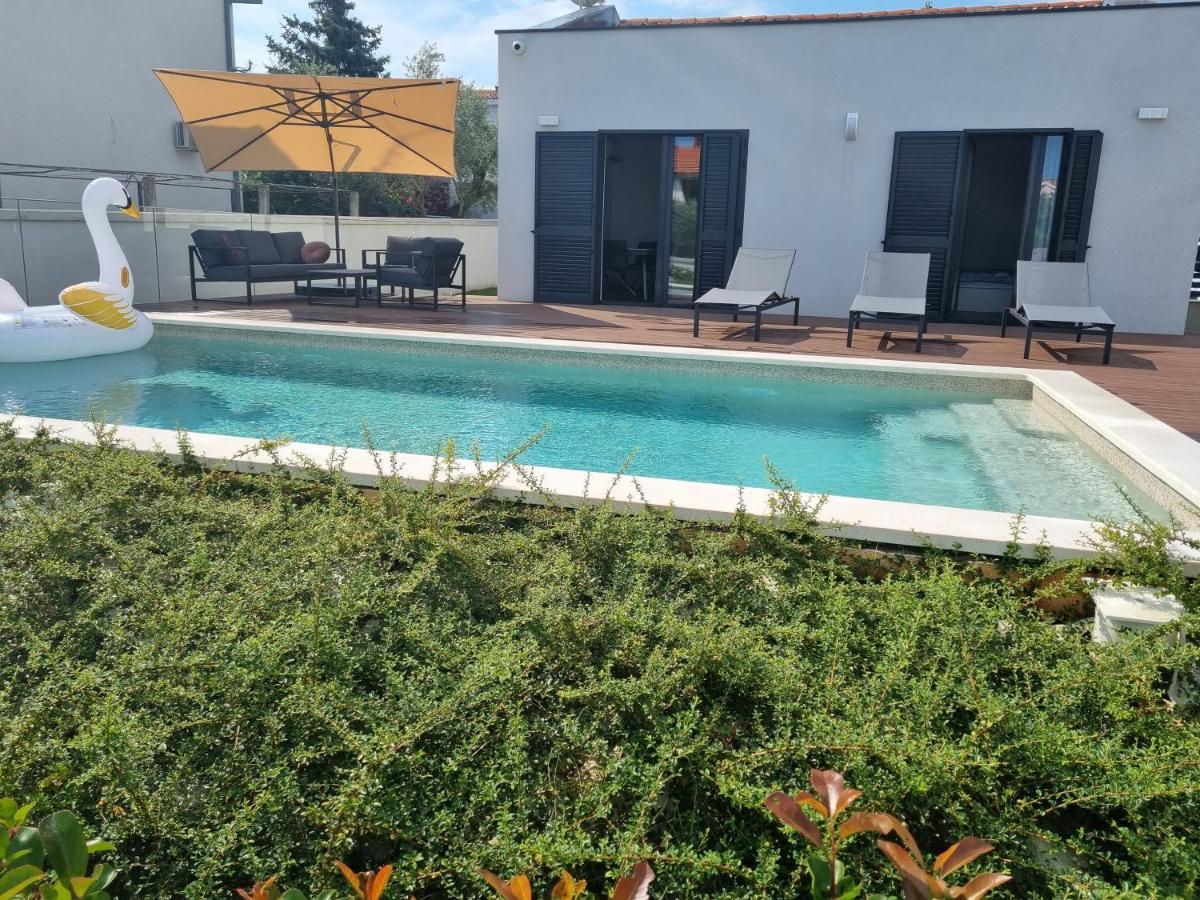 Villa Lana Valbandon エクステリア 写真